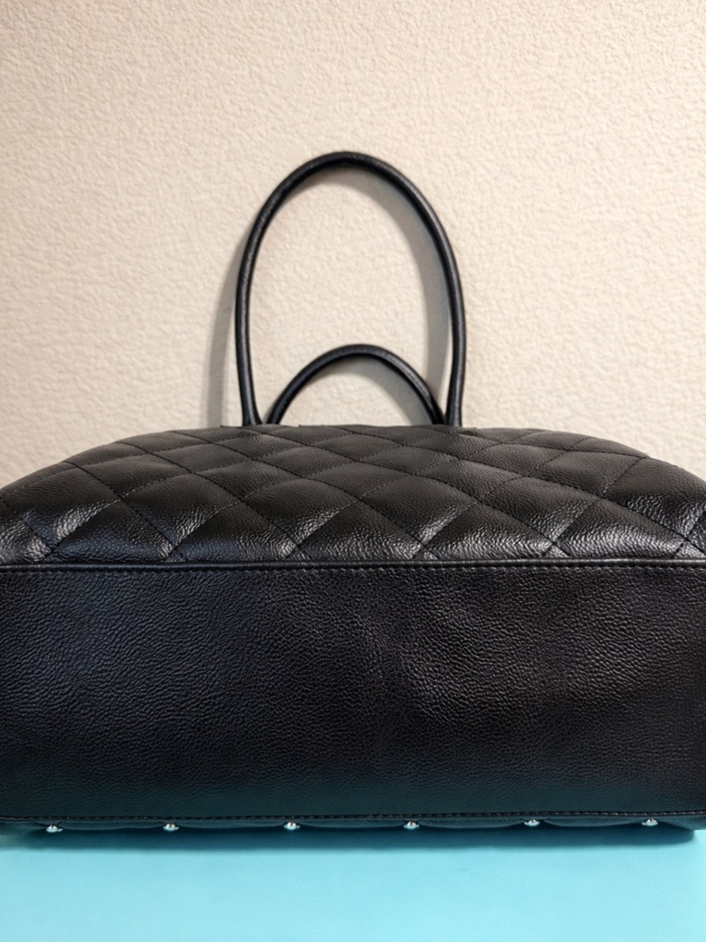 Torrid Disney Mickey Mouse quilted purse - Picture 8 of 8